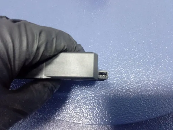 Audi A6 C5 Dryckeshållare OEM 4B0862534C - Begagnad image 6