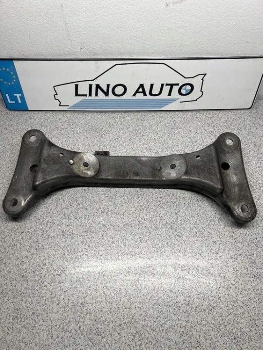 BMW Växellådsfäste OEM 6778059 för 3-serie E90 image 2