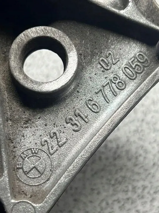 BMW Växellådsfäste OEM 6778059 för 3-serie E90 image 3