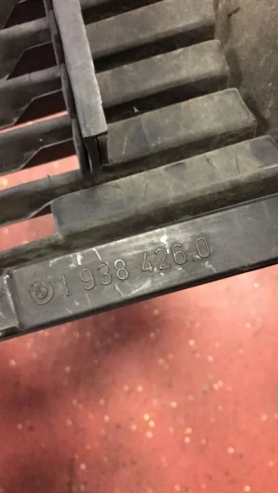 BMW E32 Ajovalokehys OEM 1938426 Oikea Etu image 3