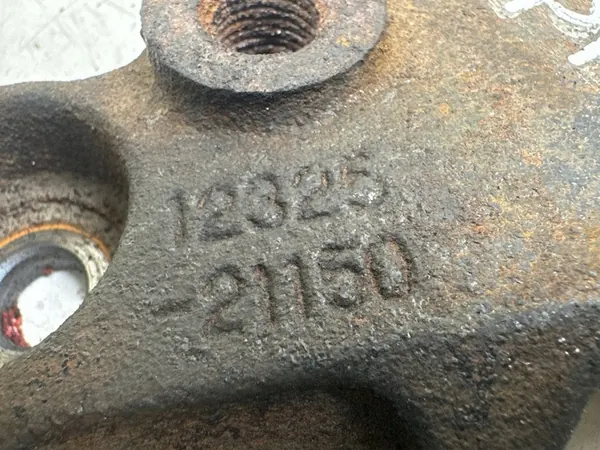 2005 Toyota Prius (XW20) Transmission Mount image 3