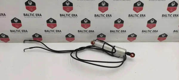 BMW OEM 71129064A Vikbart takbåge för M4 F82/F83 image 2