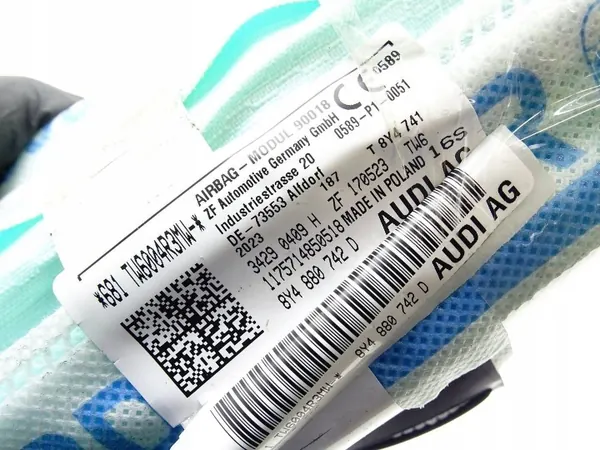 Audi A3 8Y oikea verhoairbag OEM 8Y4880742D image 5