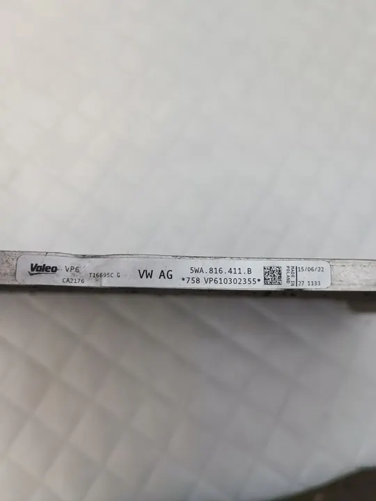 VW Audi Seat Skoda Vesijäähdytin 5WA816411B image 5