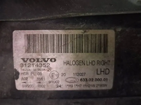 VOLVO V70 S80 Etuvalo image 2