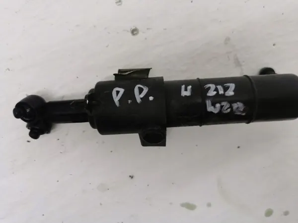 Scheinwerferreiniger rechts OEM SPRYSKIWACZ LAMPY PRAWY image 3