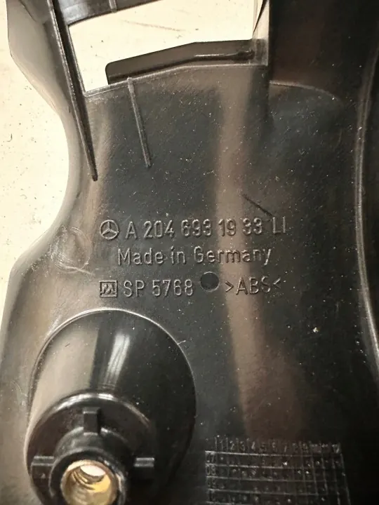 Mercedes C-Klasse W204 Gordelgeleider Kap OEM A2046932033 image 6