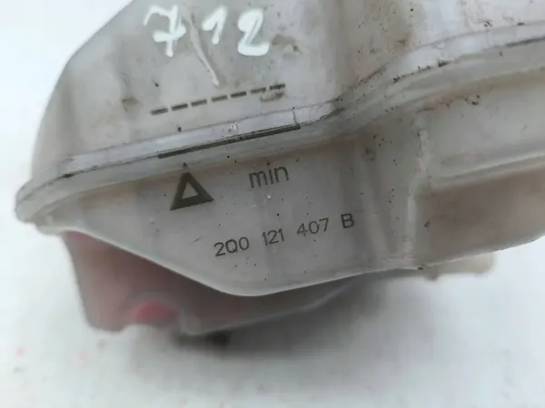 Kühlmittel-Ausdehnungsbehälter Seat Ibiza V (KJ) 2018 OEM 2Q0121407B image 2