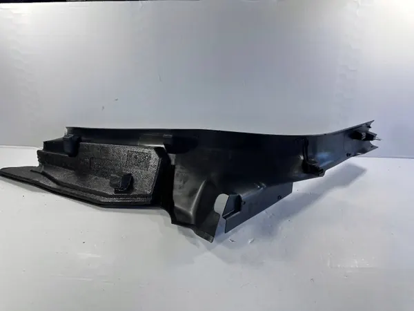 Audi Q3 8U Achterrechter Drempelbekleding OEM 8U0867768 image 4