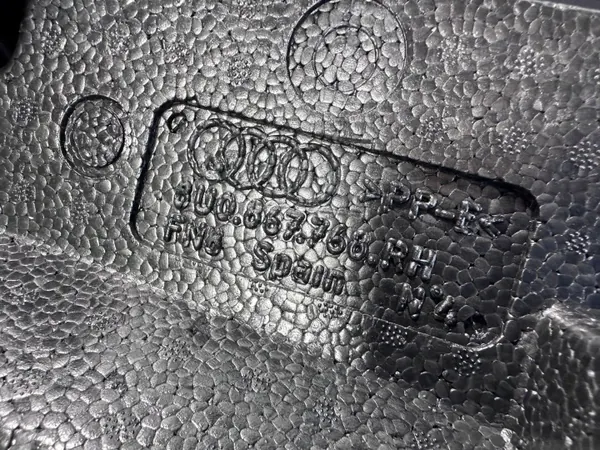 Audi Q3 8U Achterrechter Drempelbekleding OEM 8U0867768 image 6
