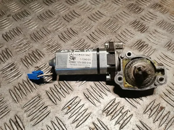 Mercedes Sitzmotor rechts OEM 2038203642 image 2