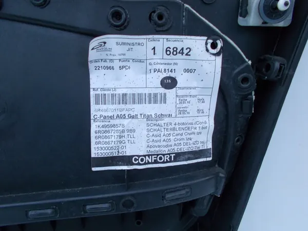 Revestimento de Porta Esquerda VW Polo IV 6R 5 Portas 6R0867255B image 9