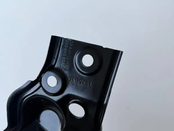 2019 Volkswagen Polo VI Radiator Mounting Panel OEM 2G0805932C image 3