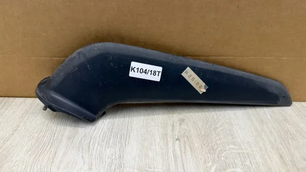 Spoiler dianteiro esquerdo Ferrari 458 Italia OEM 81762010 image 2