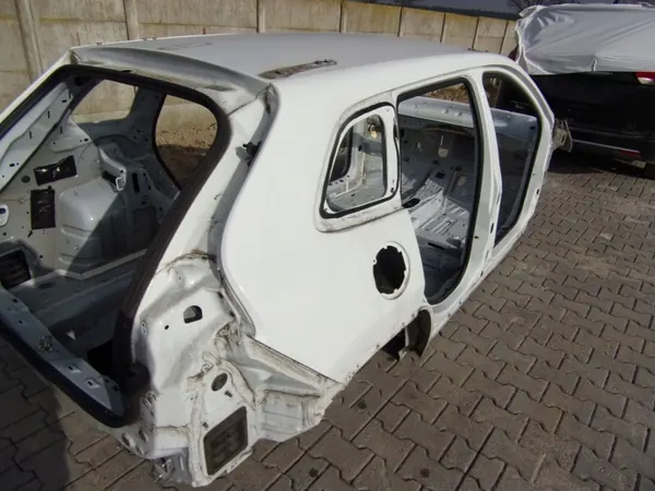Aile arrière droite Jeep Cherokee KL OEM 6969ACM10069 image 3