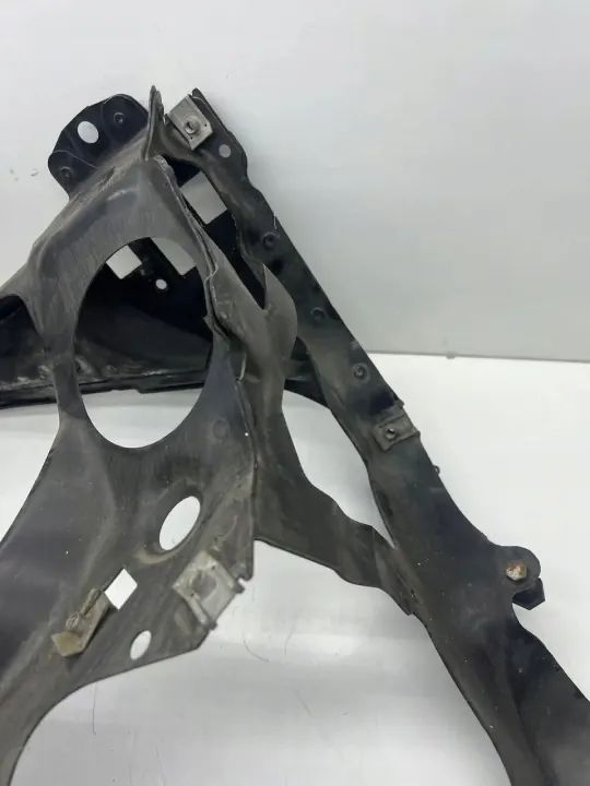 BMW 7-sarjan oikea etuvalo OEM 51717022968 image 3
