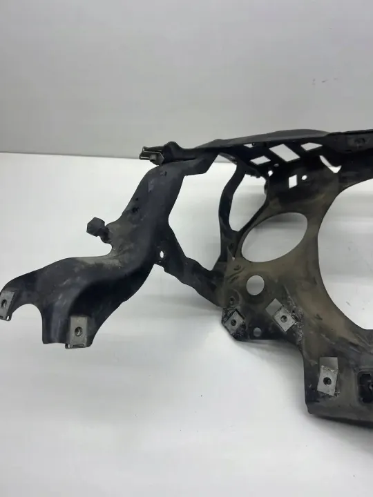 BMW 7-sarjan oikea etuvalo OEM 51717022968 image 7