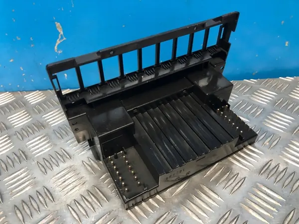 Painel de ventilação Mercedes-Benz OE 1248302285 image 2