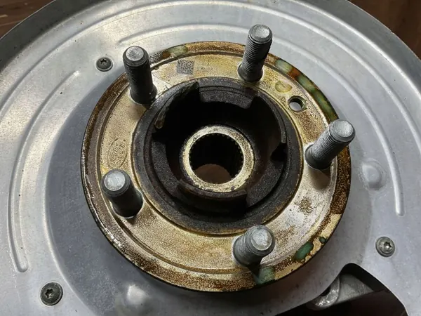 Moyeu Roue Arrière Gauche OEM CPLA5A969AB Range Rover L405 image 5