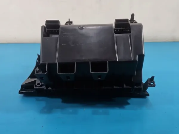 Passagerarhandskfack OEM 685002635R för Renault Kadjar image 5