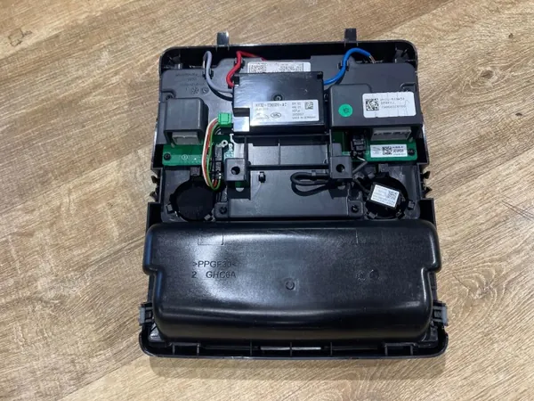 Land Rover Discovery Sport dakverlichtingconsole HY3215K609AC image 3