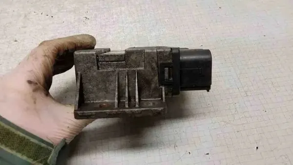 Kylarfläktrelä VW OEM 898096000 - 1.9L Diesel image 4