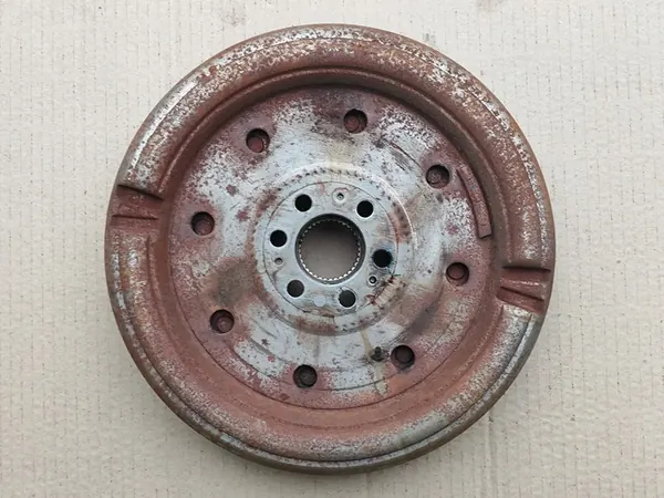 VW SKODA AUDI 2.0 TDI Kaksoismassaväkäri DSG 03L105266CL image 6