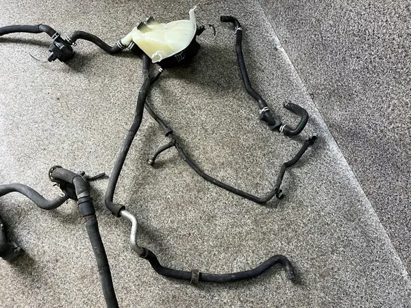 Vesiletkusetti Mercedes ML W164 3.0 CDI V6 image 3