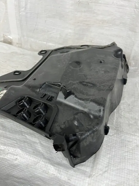 OEM A1676200203 Couvercle de cloison droit Mercedes GLS image 7