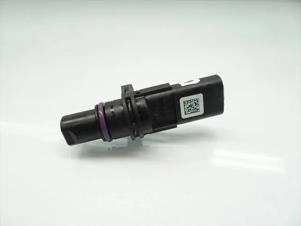 VW Golf Kampiakselin sijaintianturi 1.6 TDI 2017 OEM 04L907601C image 2