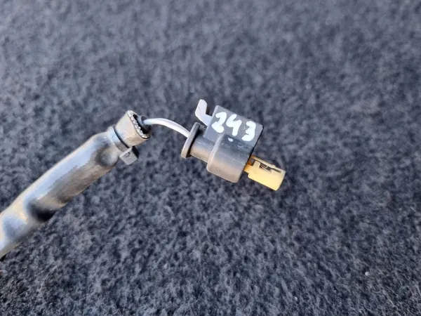 Sensor de temperatura de escape Mercedes-Benz A W176 2015 A0009051532 image 2