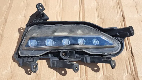 Hyundai I40 DRL Lift Halógeno Derecho Completo OEM image 2
