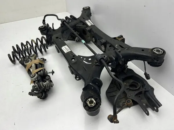 Kia Stinger takaheiluri OEM J5J5070091 SULIK1 image 4