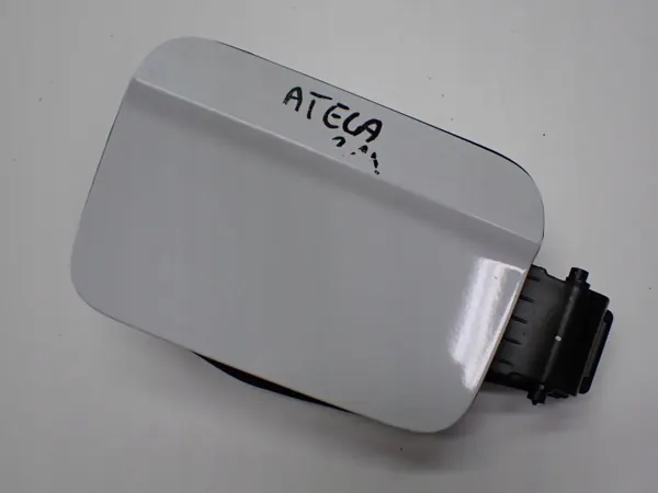 Kraftstoffklappendeckel OEM 575809702E für SEAT Ateca image 2