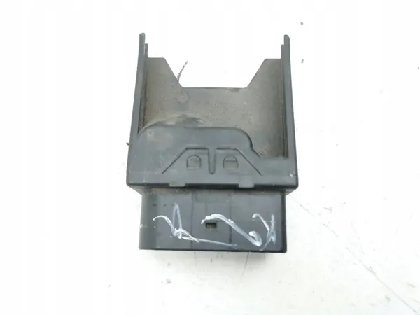 Módulo de controlo da bomba de combustível Audi TT TTS RS image 6