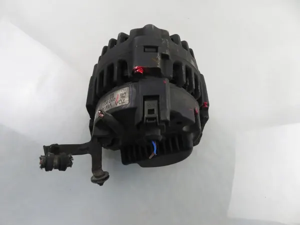 Vaihtovirtageneraattori Audi Skoda Seat VW 03D903025H image 4