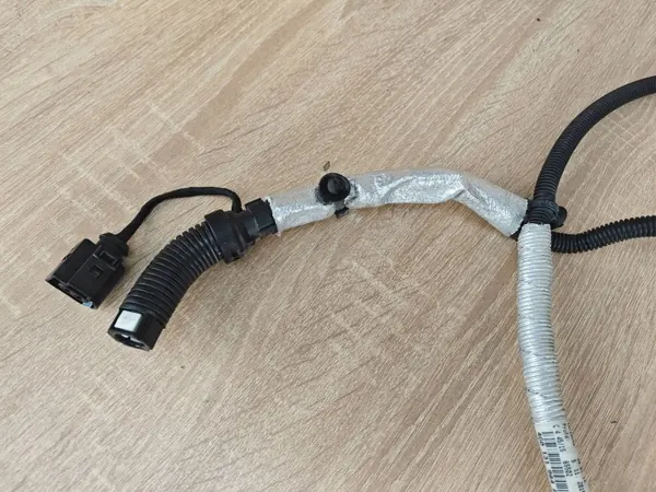 AdBlue-ruiskutusputki OEM 4G0131984AH Audi A6 C7 image 3