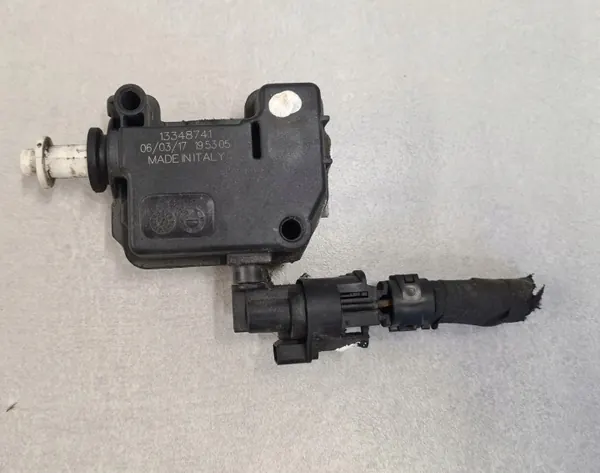 Bränslelucksaktuator OEM 13348741 för Astra IV J image 2