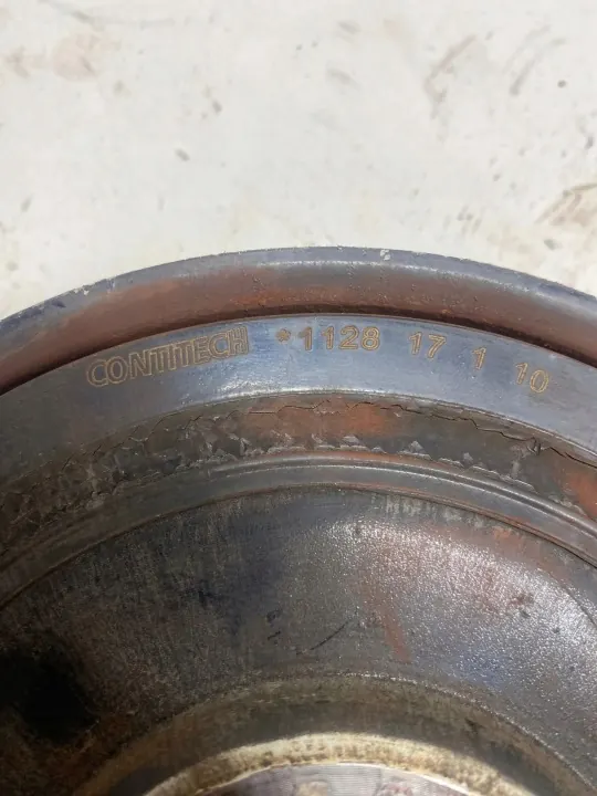 Kampiakselin hihnapyörä OEM 112817110 VW Multivan T4 image 7