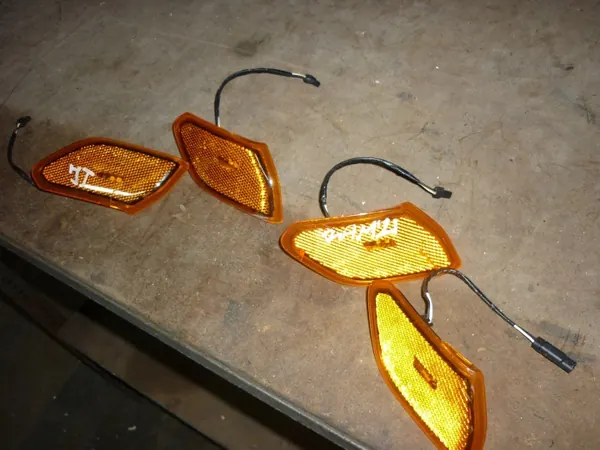 LED-zijmarkeringslamp OEM 23655444 links/rechts image 3