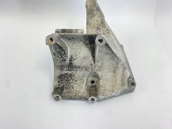 OEM 1264660641 AC-kompressorfäste Mercedes W124 W126 image 2