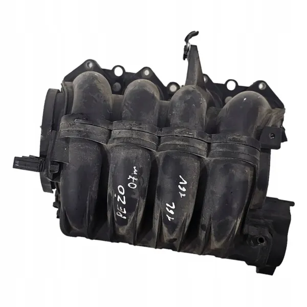 Collecteur d'admission CITROËN C4 I 1.6L essence 2007 FE9143B image 1