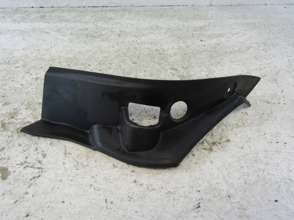 BMW X4 G02 Rechterzijde Lampenkap afwerking OEM 7424428 image 2