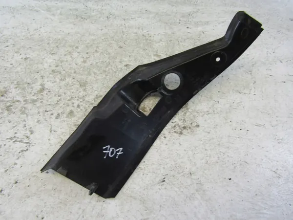 BMW X4 G02 Rechterzijde Lampenkap afwerking OEM 7424428 image 5
