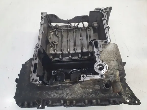 AUDI A4 B8 A5 A6 2.7 3.0 TDI Oljepanna image 2