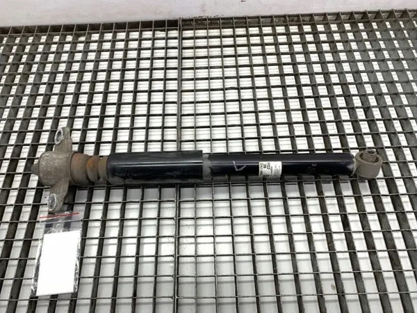 Vasen Takaiskunvaimennin OEM 55300-J7AC0 Kia Ceed image 2