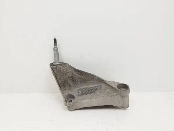 2018 Smart ForFour II W453 Gearbox Mount A453240011700 image 3