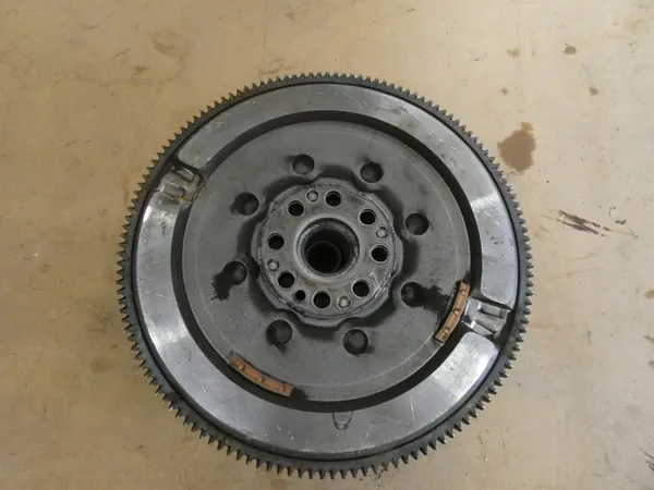 Conjunto de embreagem volante bimassa Vivaro B Trafic II image 4