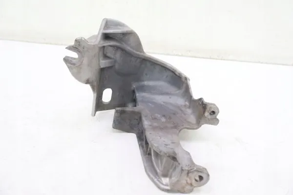 Support Moteur Maserati OEM 670221109 - État Utilisé image 4