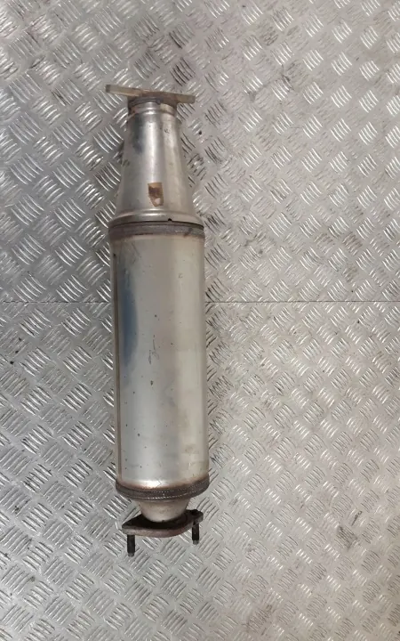 Kia Sorento Katalysator OEM 19F26G084 image 2